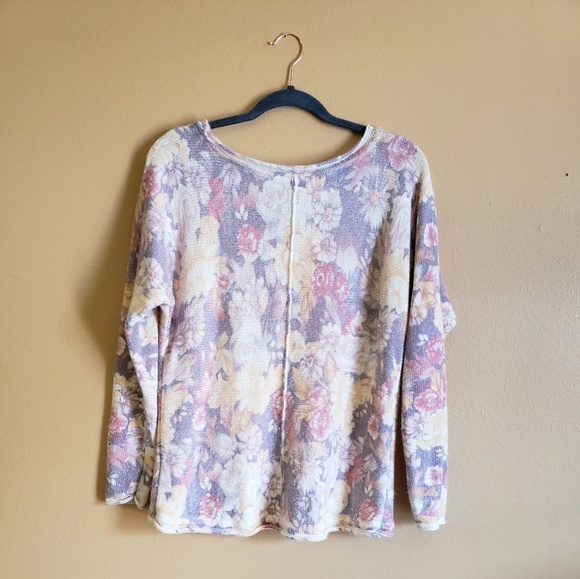 Free People Sweater - Picture 4 of 4